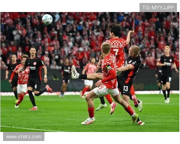 德甲第26轮精彩对决拜仁慕尼黑迎战劲敌全力争胜 德甲第26轮精彩对决拜仁慕尼黑迎战劲敌全力争胜