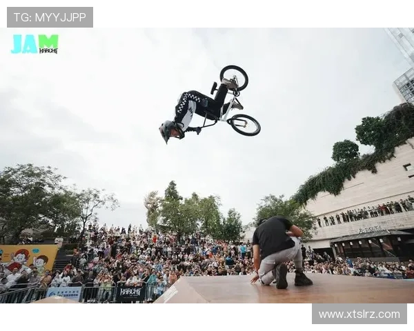 成都极限运动队在世界滑板锦标赛中的逆袭之旅与荣耀时刻